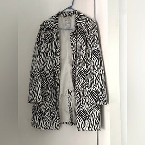 Vintage Old Navy  mid weight Canvas 
100% Cotton Trench  Coat zebra Funky 
 Sz L